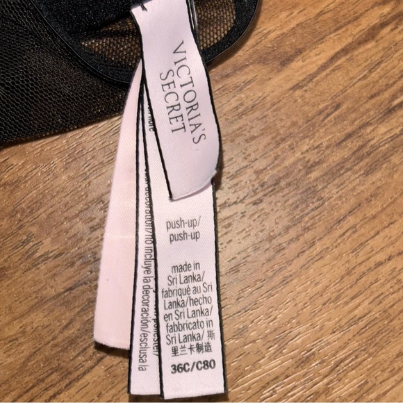 VS Women’s Push-up Bra 36c Black&Gold - Picture 2 of 3